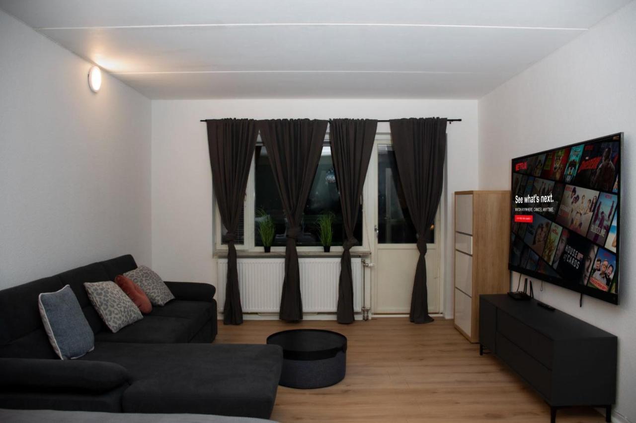 Entire Apartment Malmo 2 Bedrooms-Tv Lounge-Balcony Exterior foto